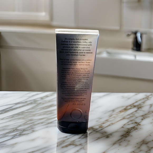 Toy Factory oatmeal makeup remover - Picture 2 of 2